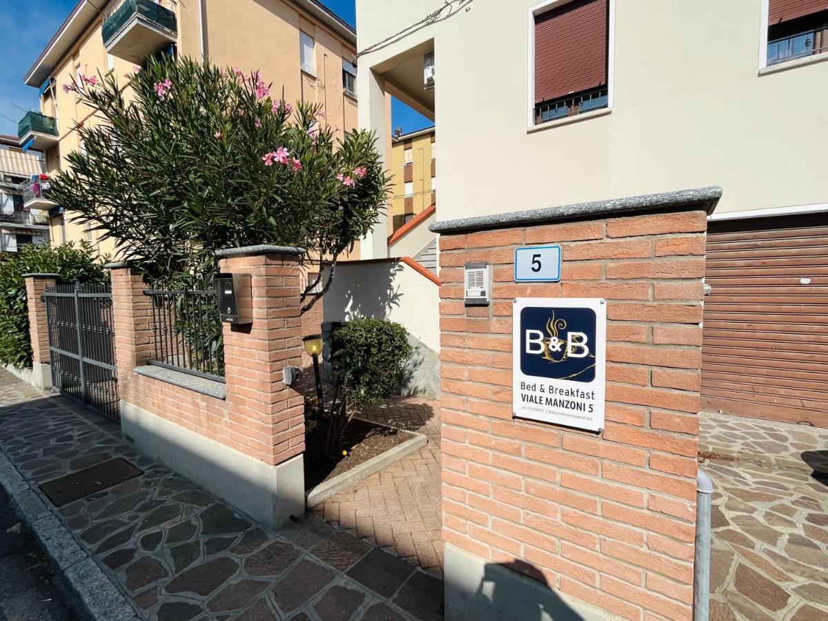 Viale Manzoni Hotel Sassuolo Exterior photo